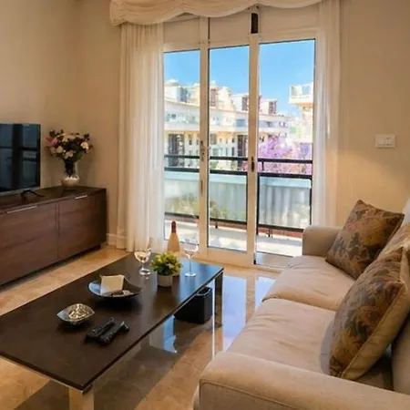 Apartment Larysol *